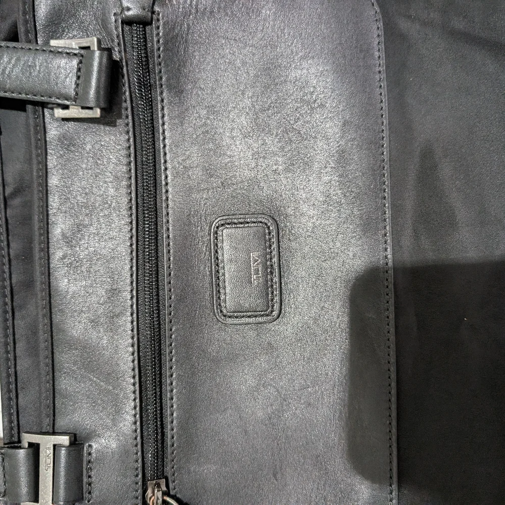 Tumi Packable Tote Black‎